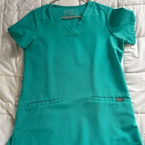 Figs Women's Top in Teal